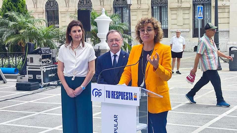 Dolors Montserrat visita Ceuta en plena campaña para las Elecciones Europeas del 9J